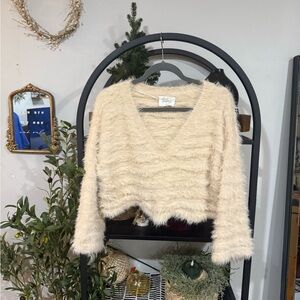 The native one Elegant Cream Fuzzy V-Neck cropped Sweater size small